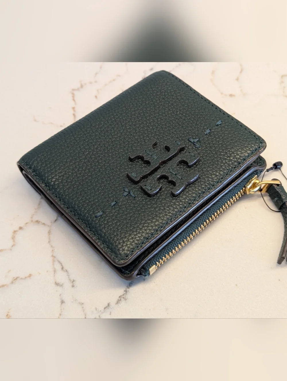 Tory Burch Pebbled Leather Card Zip Wallet - EUC - Green 4x3.75 Inches - Picture 10 of 16
